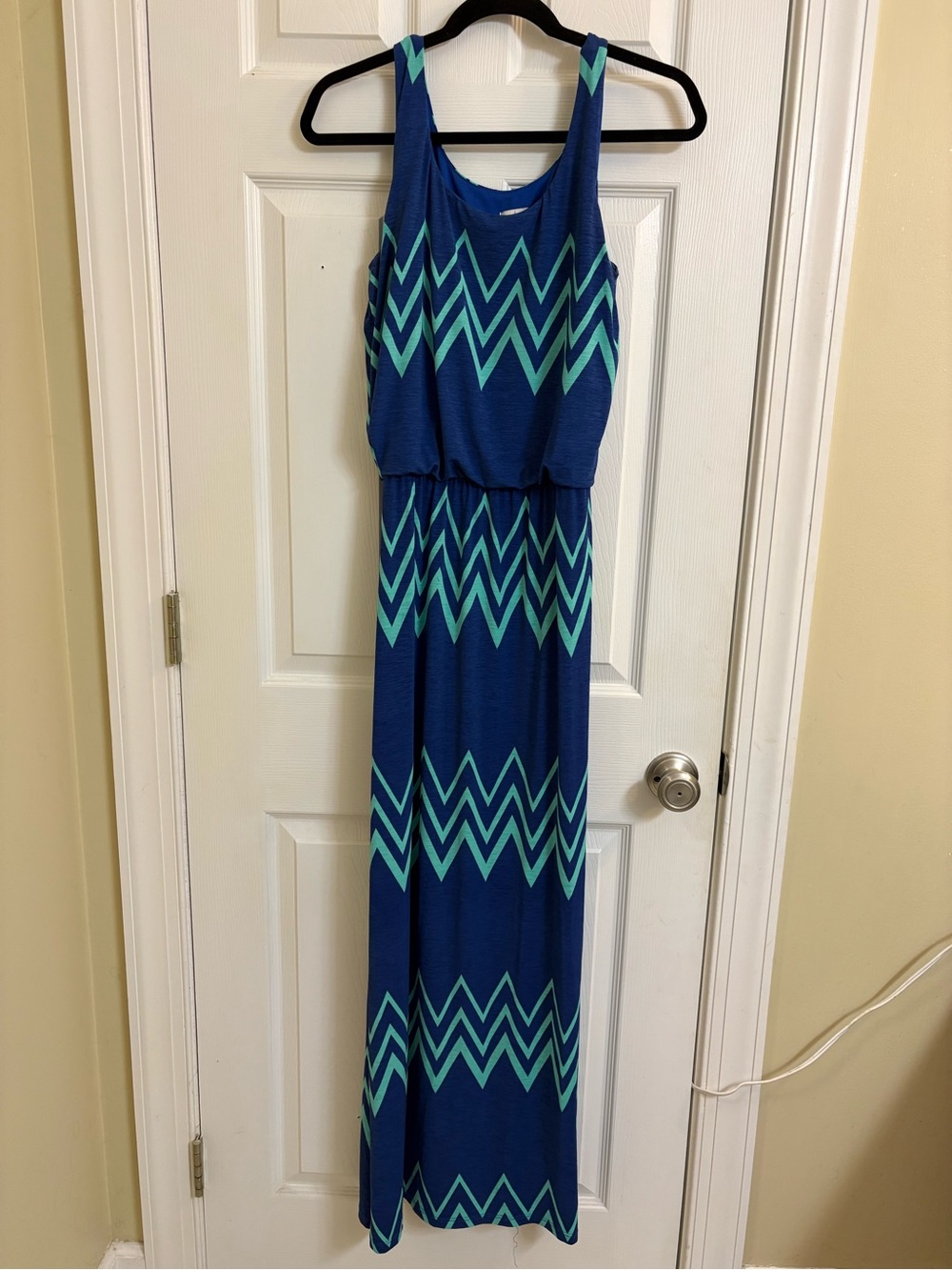 blue maxi dress with mint green chevron pattern size L